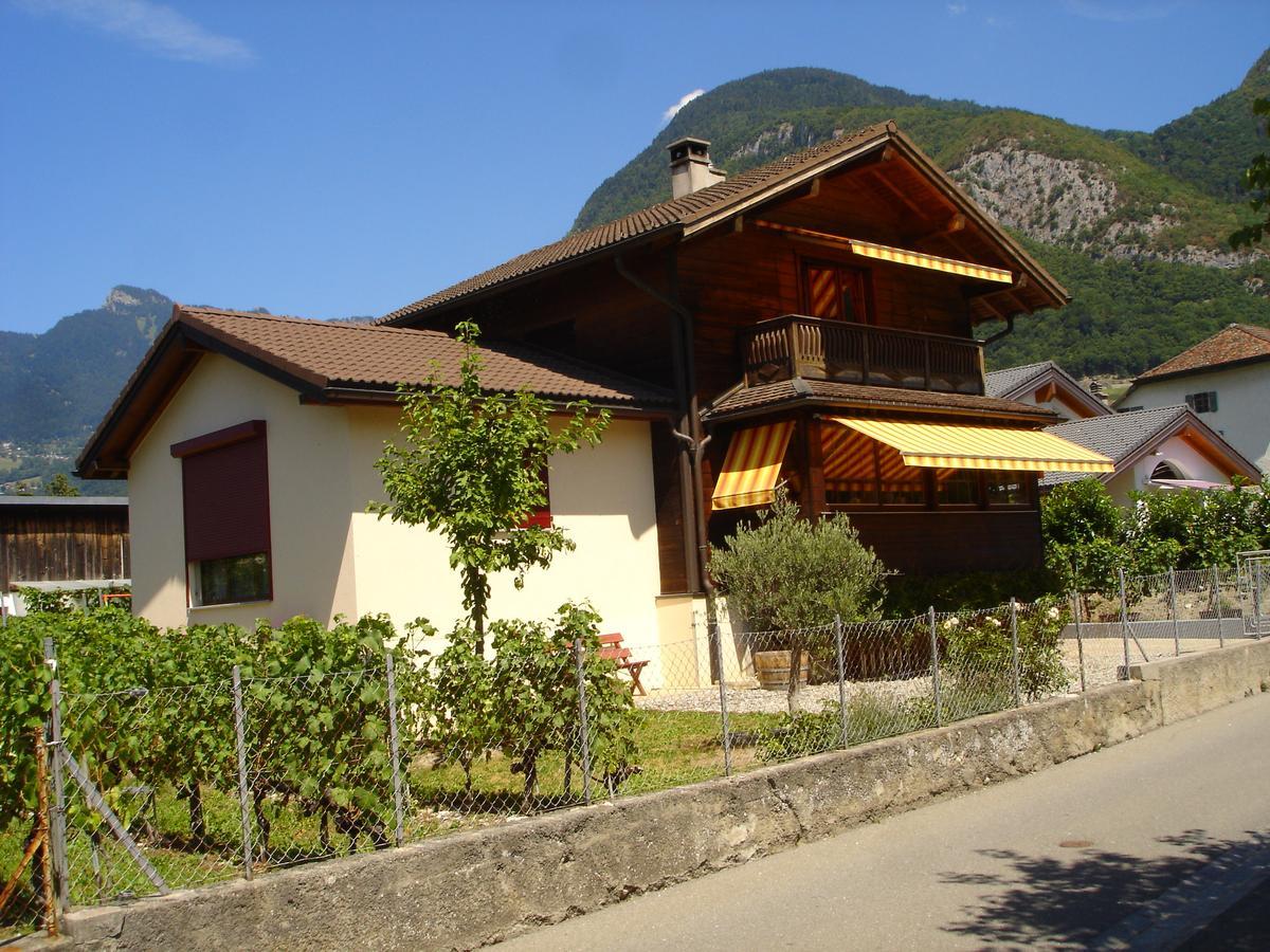 Bnb Le Relais Du Chateau Aigle Exterior foto